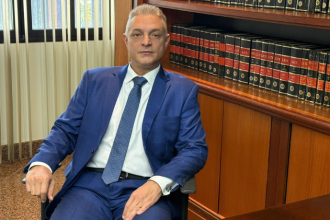 Leonardo Manzan analisa como a reforma tributária redistribui receitas entre União, estados e municípios.