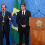 Pedro Guimarães detalha como a Caixa assumiu a linha de frente contra a crise ao coordenar o pagamento do Auxílio Emergencial.