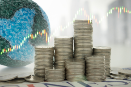 Ediney Jara de Oliveira analisa o sistema monetário em transição e o papel estratégico das moedas digitais oficiais.