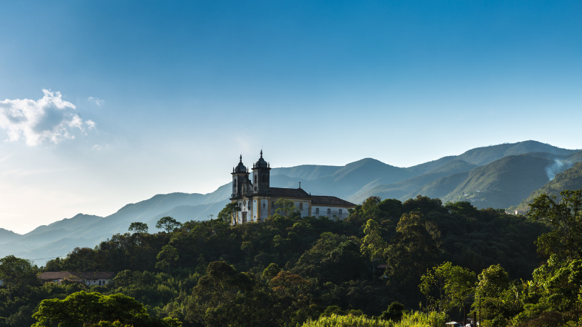 Religiosidade e festas populares revelam a cultura do interior de Minas Gerais com Leonardo Rocha de Almeida.